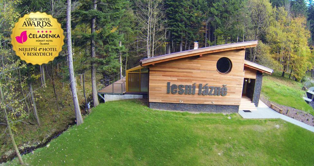 Horsky Hotel Celadenka / Mountain Resort Челадна Экстерьер фото